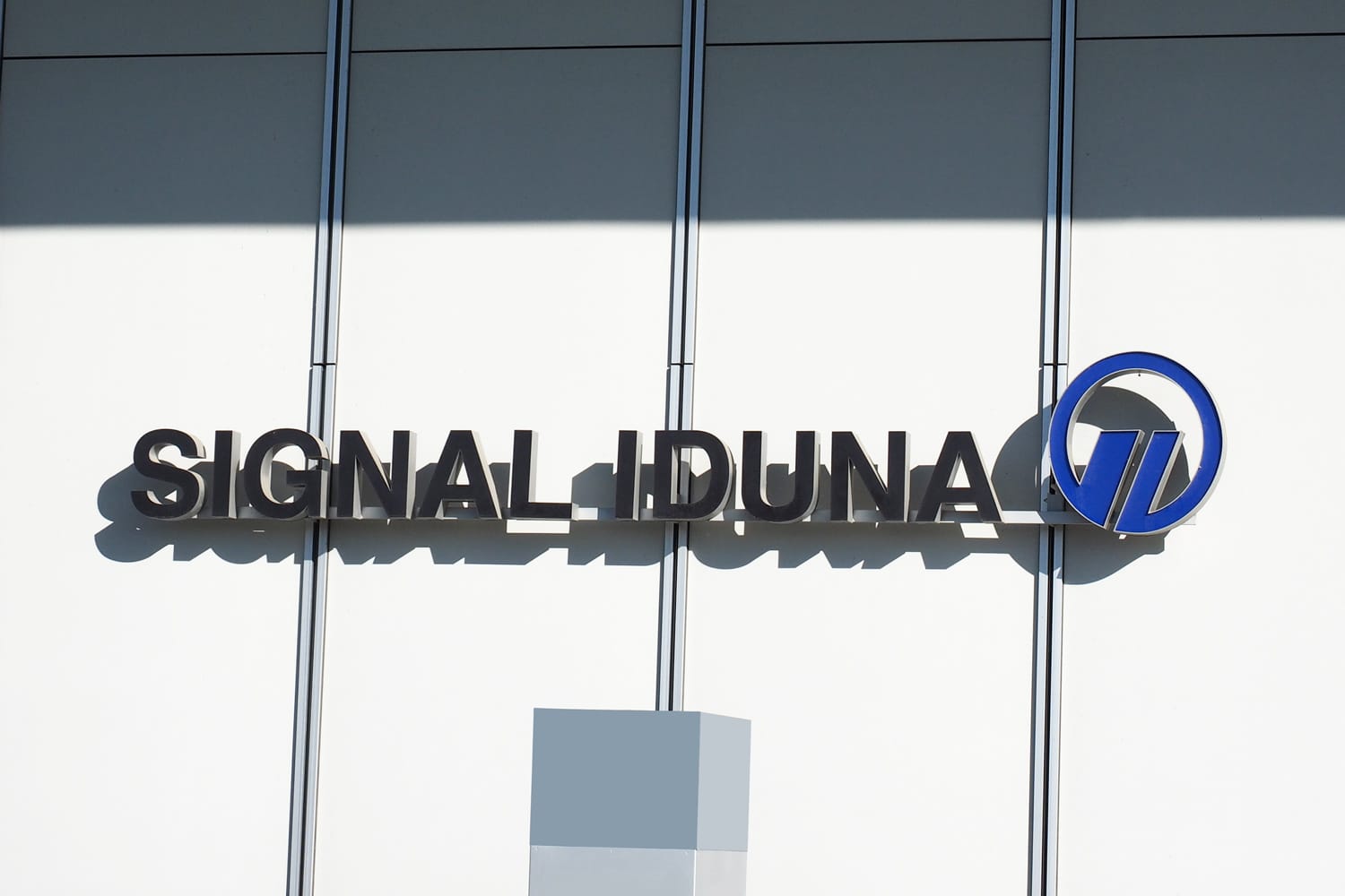 Signal Iduna Versicherung KfzSchadenmeldung Kfz Gutachten